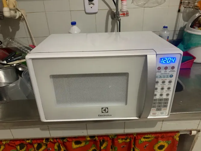 Microondas Eletrolux MTO30