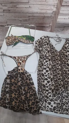 Vendo conjunto de Biquine com canga e vestido. Seminovo Tam M