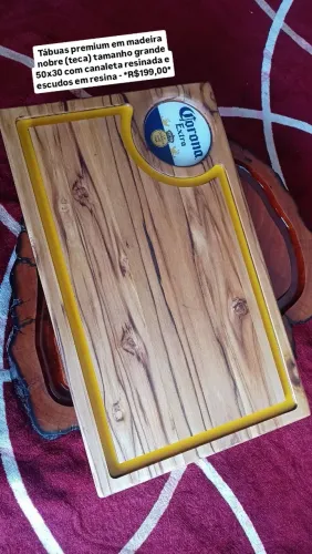 Tábua de churrasco personalizada da corona