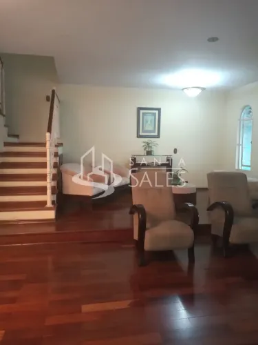 Imperdível Casa à Venda na Vila Amélia, São Paulo-SP: 4 Quartos, 2 Suítes, 1 Sala, 2 Banhe