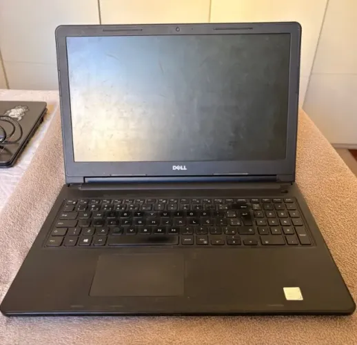 Notebook Dell Inspiron 15-3567 | Intel i5 7ª Geração | 8GB RAM | HD 1TB