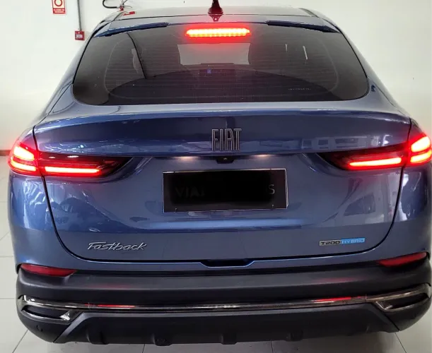 Fiat Fastback Impetus 200 T. AUT (hibrído) 2025