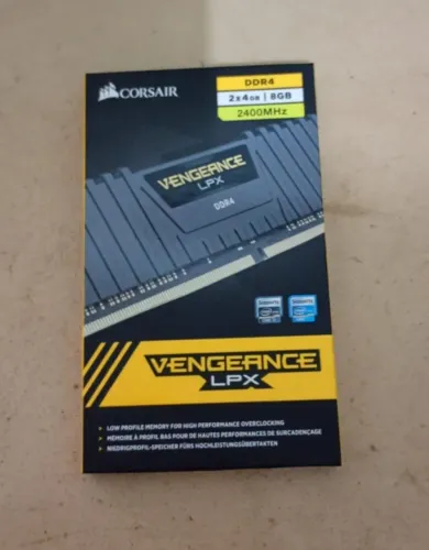 Memória Corsair 8gb ddr4