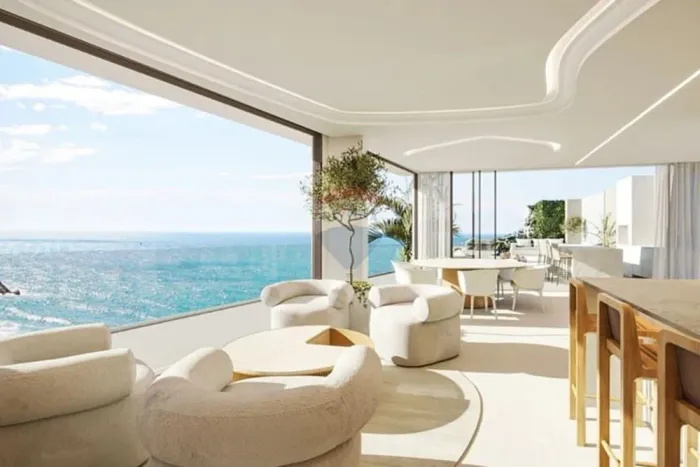 Cobertura Luxuosa na Praia Brava - Vista Maravilhosa