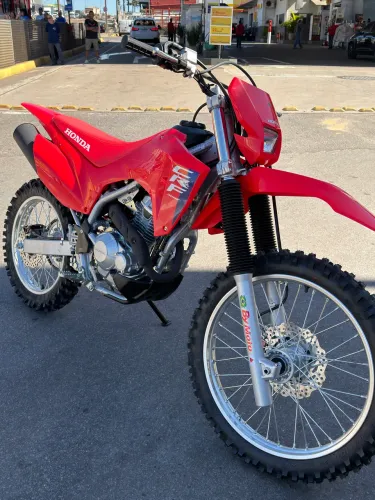 Vendo CRF 300F ( 0 km )