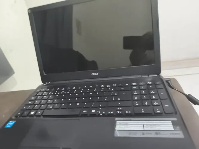 Notebook Acer Aspire E1-510