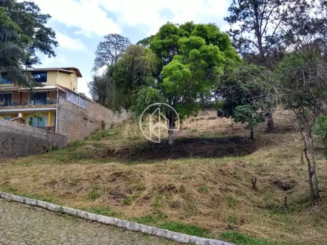 Imóvel para venda tem 1250 metros quadrados em Bonfim - Juiz de Fora - MG