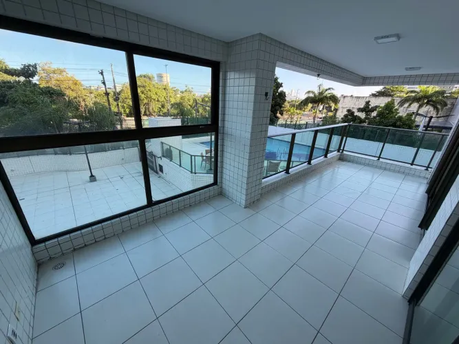 Apartamento de Alto Padrão na Rua da Aurora | 208m² | 4 Suítes | 3 Vagas