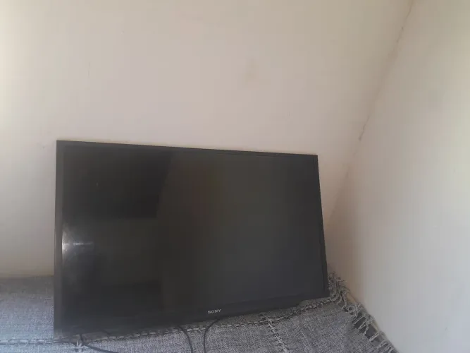 Tv 32 polegadas pra vender logo $300