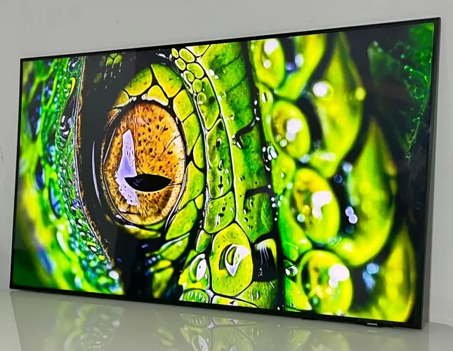 Tv Smart 55 SAMSUNG CRYSTAL 4K C/ XBOX ONE E ALEXA ULTRAFINA