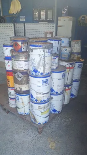 Lote tinta, catalizador e primer 40 latas