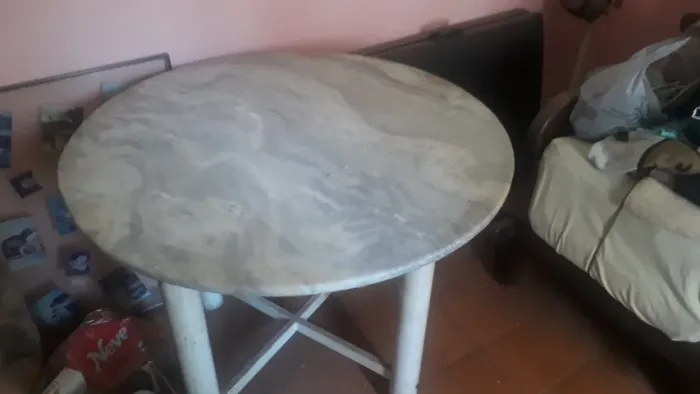 Mesa de jantar de marmore redonda