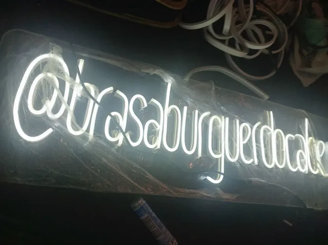 Placa de NEON LED