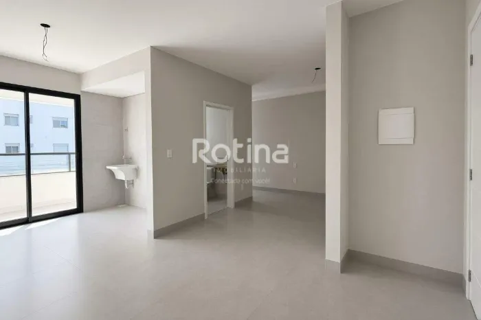 Apartamento de 1 Suíte à Venda no Bairro Patrimônio, em Uberlândia