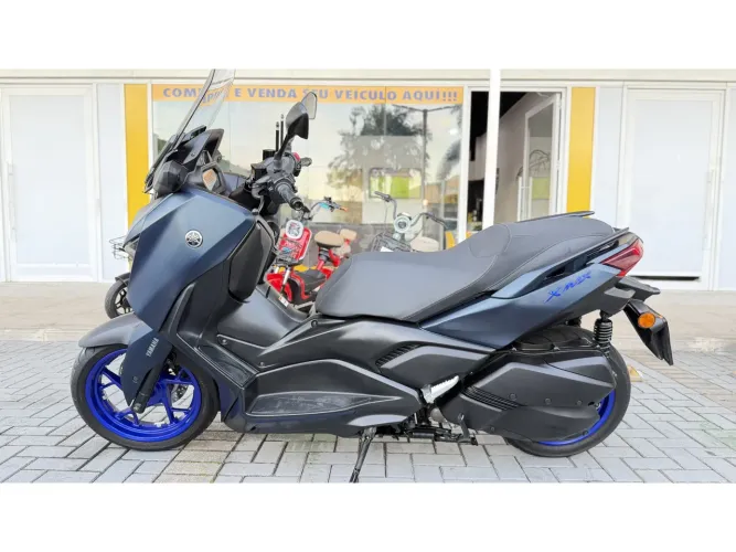 Yamaha Xmax 250 connected abs 2025