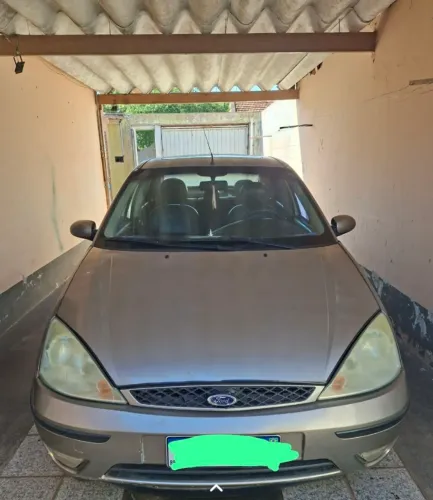 Ford Focus Ghia Sed. 2.0 16v/2.0 16V Flex AUT 2005