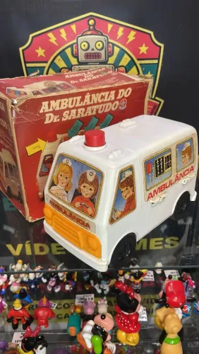 Ambulância Dr. Saratudo estrela anos 80