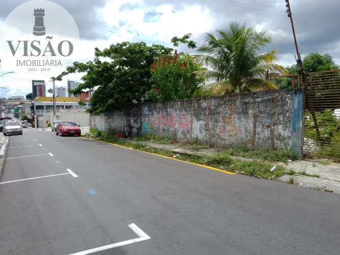 TERRENO COMERCIAL em MANAUS - AM, Terreno - 900m² - Vieiralves