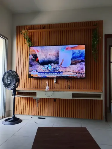 VENDO. TV SAMSUNG 65 POLEGADAS ESMART ANDROID 4K TOP GRANDE TELA INFINITA 