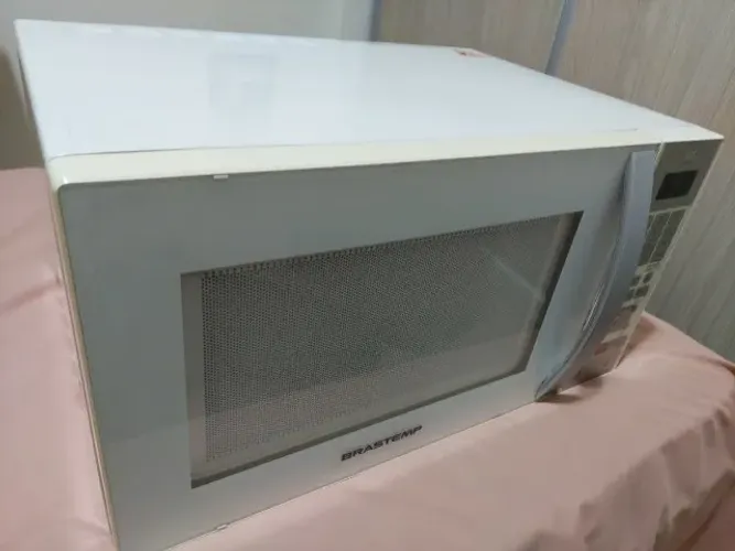 Micro-ondas Brastemp 30L Digital 127V - BMG35ABHNA