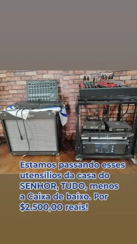 Mesa de som completa para iniciar uma congregação... 02 caixas grandes, potência, equaliza