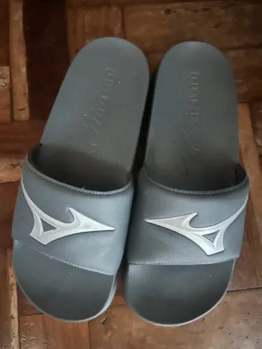 Chinelo mizuno