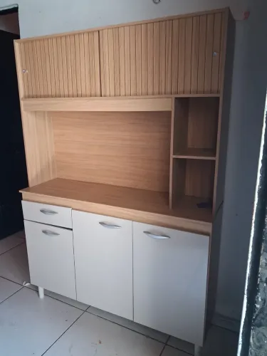 Vende-se armário