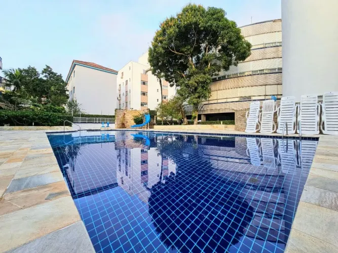 Apê à venda na Praia do Tombo, 65 m² por R$ 540.000 - Tombo - Guarujá/SP