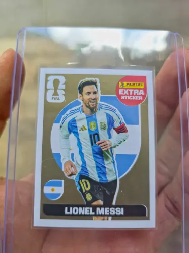 FIGURINHA LEGEND MESSI DOURADO