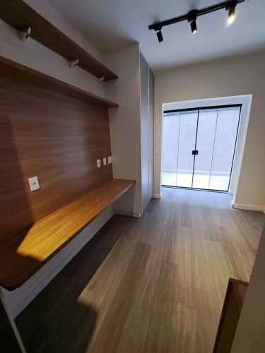 Studio à venda ou locação, Vila Clementino, São Paulo, SP. 950 metros da estação do metrô