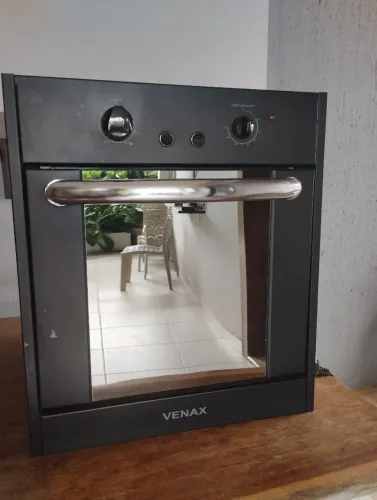 Forno de embutir a gás Venax com grill 220 volts