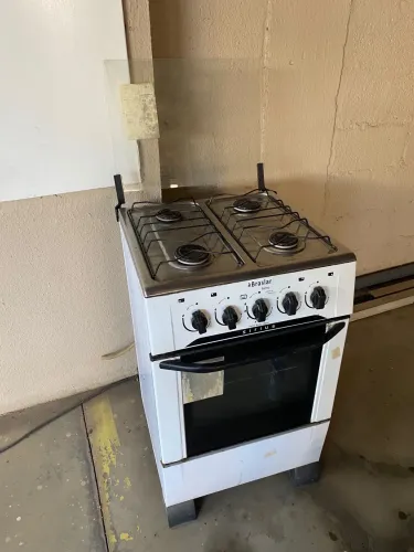 Vende-se Fogão 4 bocas 250,00