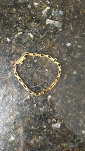 PULSEIRA TIJOLINHO 4MM, BANHADO EM OURO 18K.