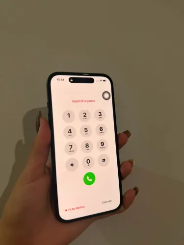 iPhone 15 128GB