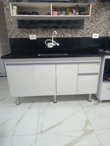 Gabinete com pia de cozinha 1,50mt  semi novos 