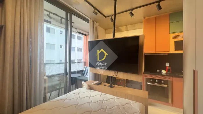 Studio mobiliado com lazer rooftop - Frei Caneca - SP