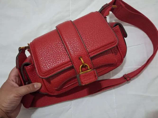 Bolsa Vermelha Transversal Santa Lolla<br>