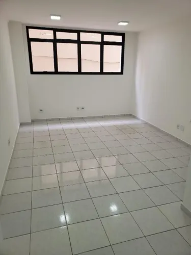 Sala Comercial para locação no bairro JARDIM INFANTE DOM HENRIQUE