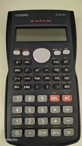 Calculadora Científica Casio, modelo fx 82ms - Original