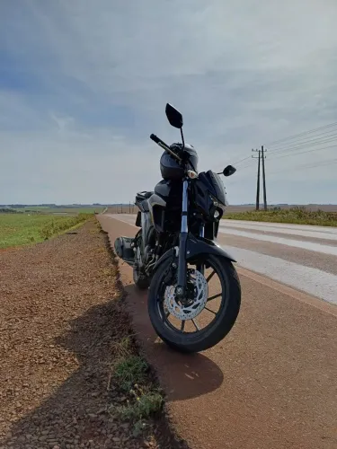 FZ25 2024 Impecável