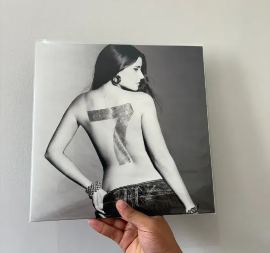 Nelly Furtado - 7