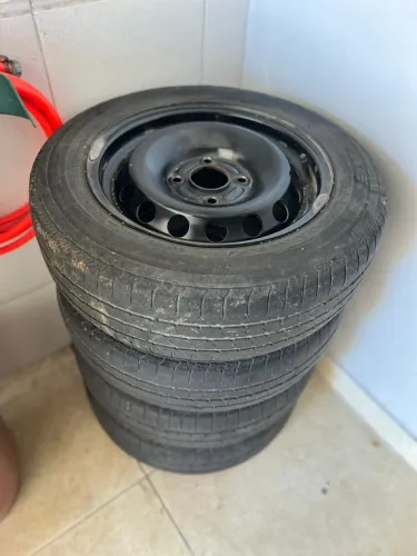 Pneus do Ford ka