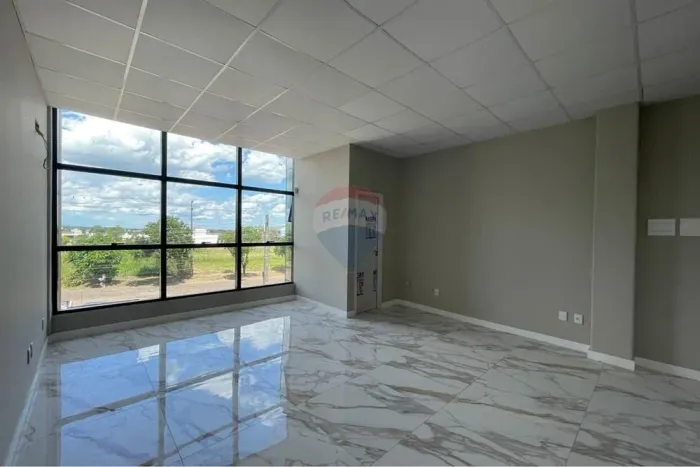 Sala Comercial Moderna em Camobi, Santa Maria-RS
