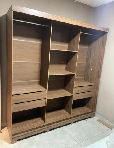 Guarda roupa Búzios