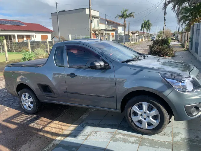 Chevrolet Montana LS 1.4 Econoflex 8V 2P 2013