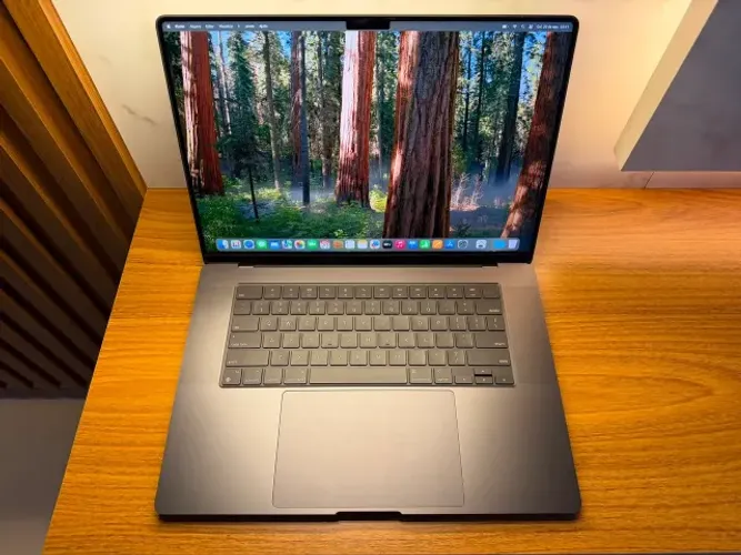 MacBook M4 MAX 64GB 1TB 16 Polegadas - 1 Ano De Garantia Apple - Avaliamos o Seu - Até 18x