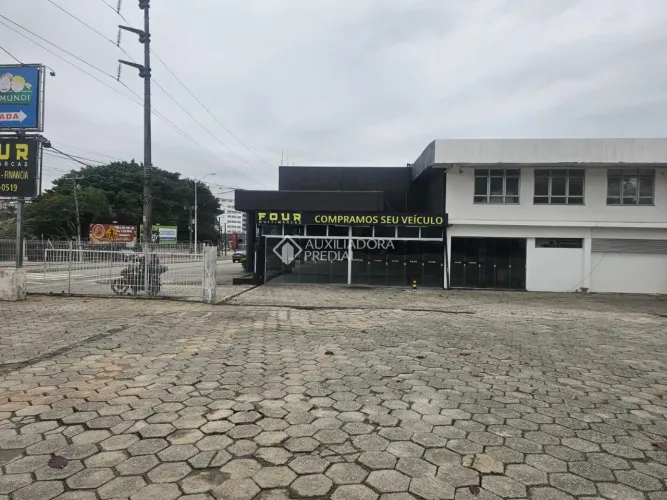 Loja/Galpão Comercial para Locação - 750 m², 10 Vagas e Excelente Localização em Capoeiras