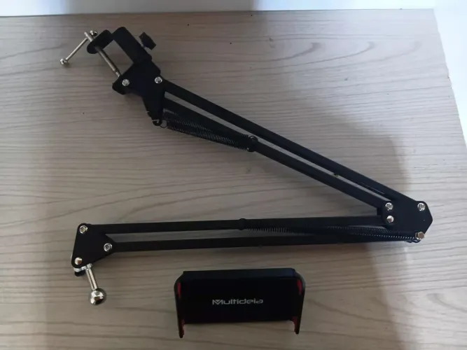 Suporte Articulado de Mesa para Celular e Tablet - Multideia
