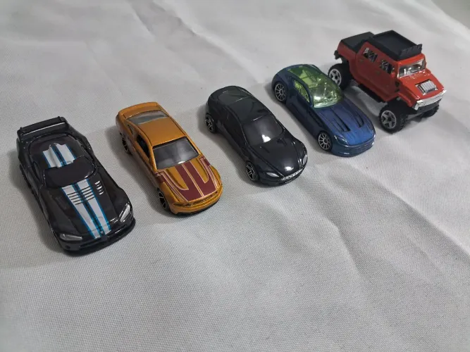 Hot wheels modelos diversos 5
