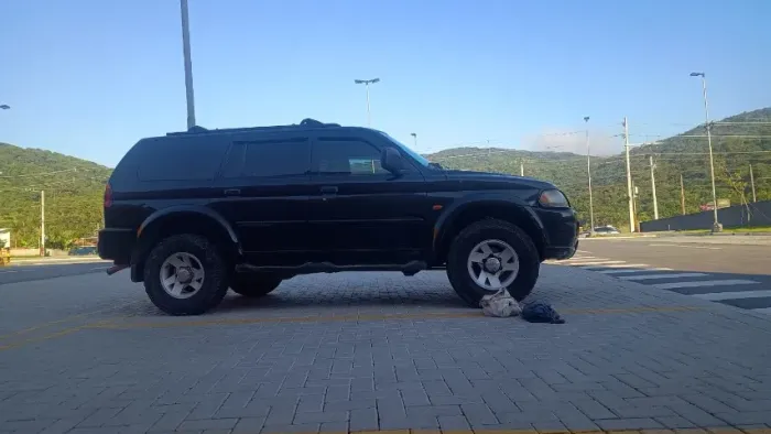 Mitsubishi Pajero Sport 2.8 4X4 Diesel Mec. 2003